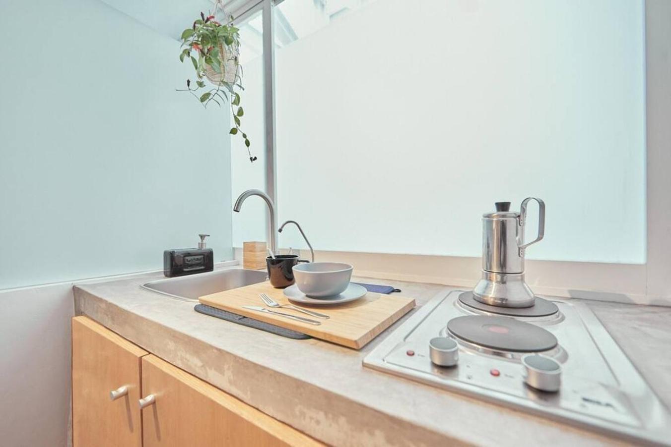 New! Cozy Cuauhtmoc Studio, Near Usa Embassy メキシコシティ エクステリア 写真